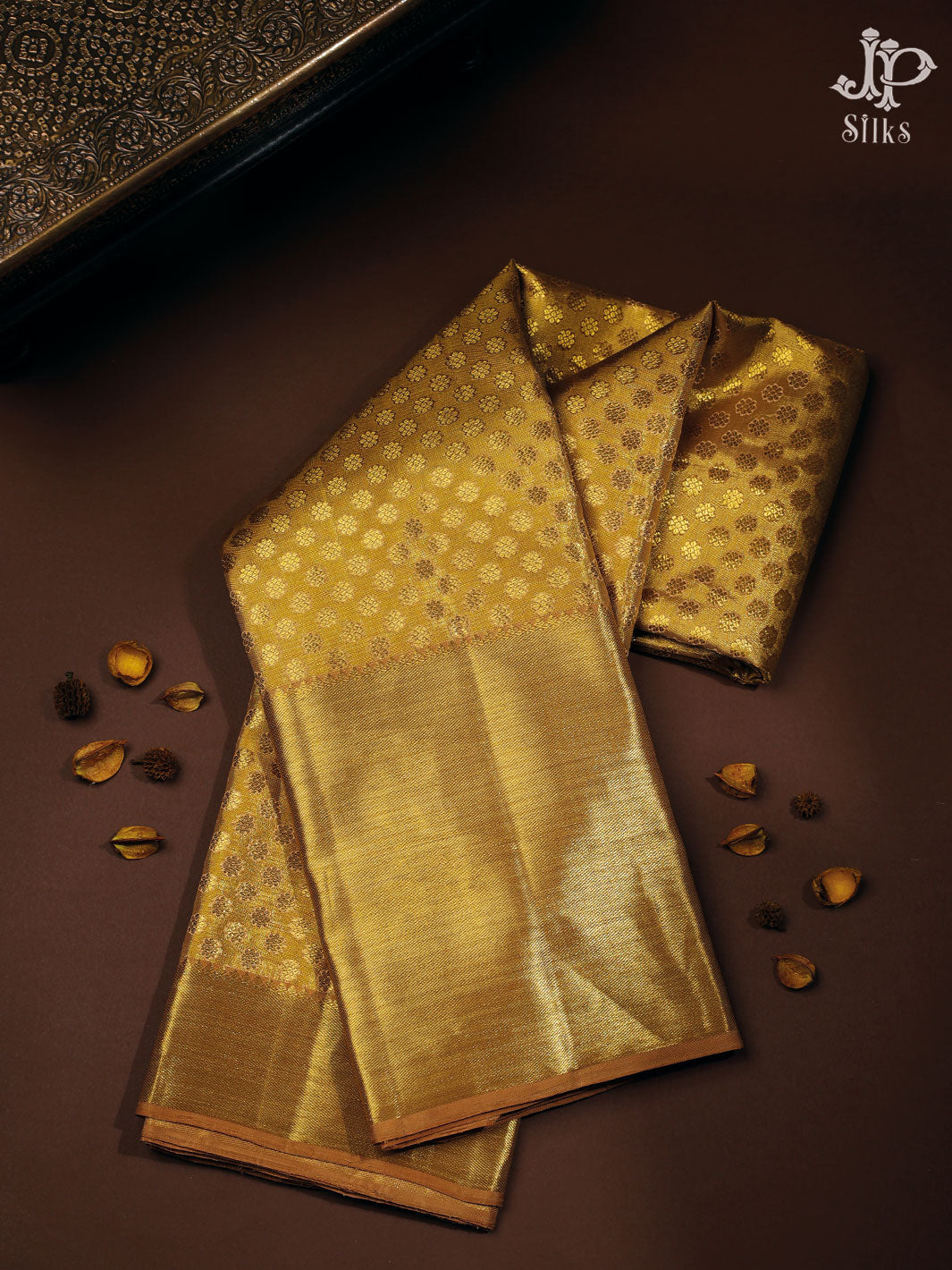 Gold Small Buttas Kanchipuram Silk Saree - E4522