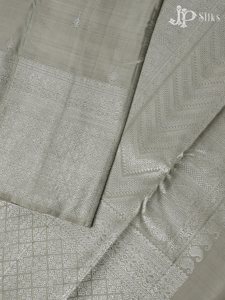 Light Grey Kanchipuram Silk Saree - A1220 - View 3