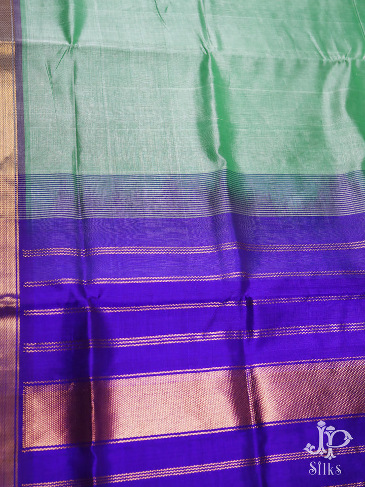 Pista Green and Violet Silk Cotton Saree - D8192 - View 4