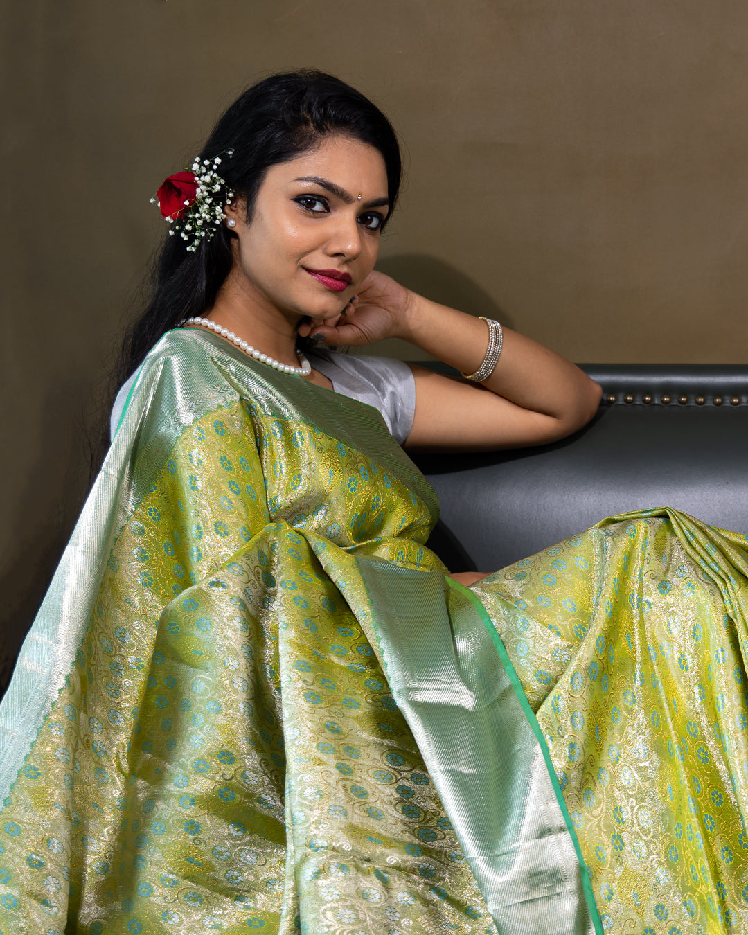 Light Green And Silver Kanchipuram Silk Saree - E3344