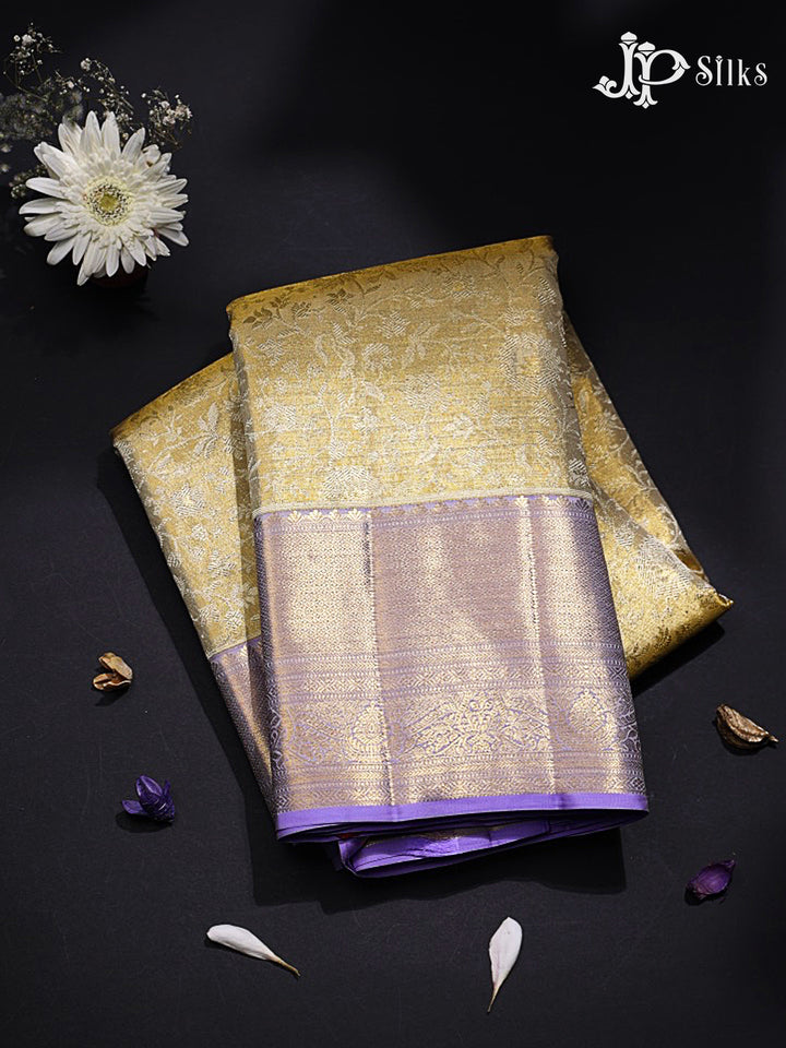 Gold Kanchipuram Silk Saree - G861