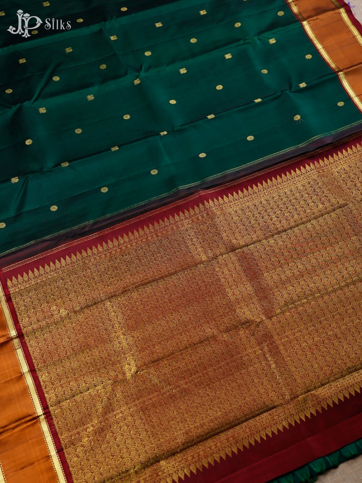 Bottle Green And Maroon Kanchipuram Silk Saree - F3371