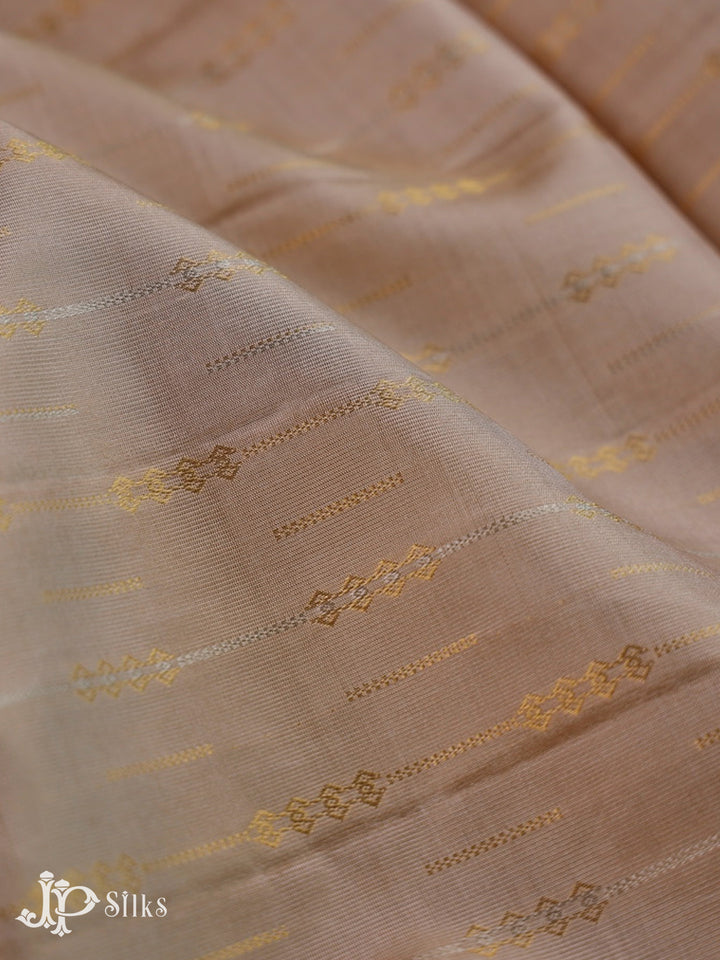 Cream And Sky Blue Soft Silk Saree - F3527