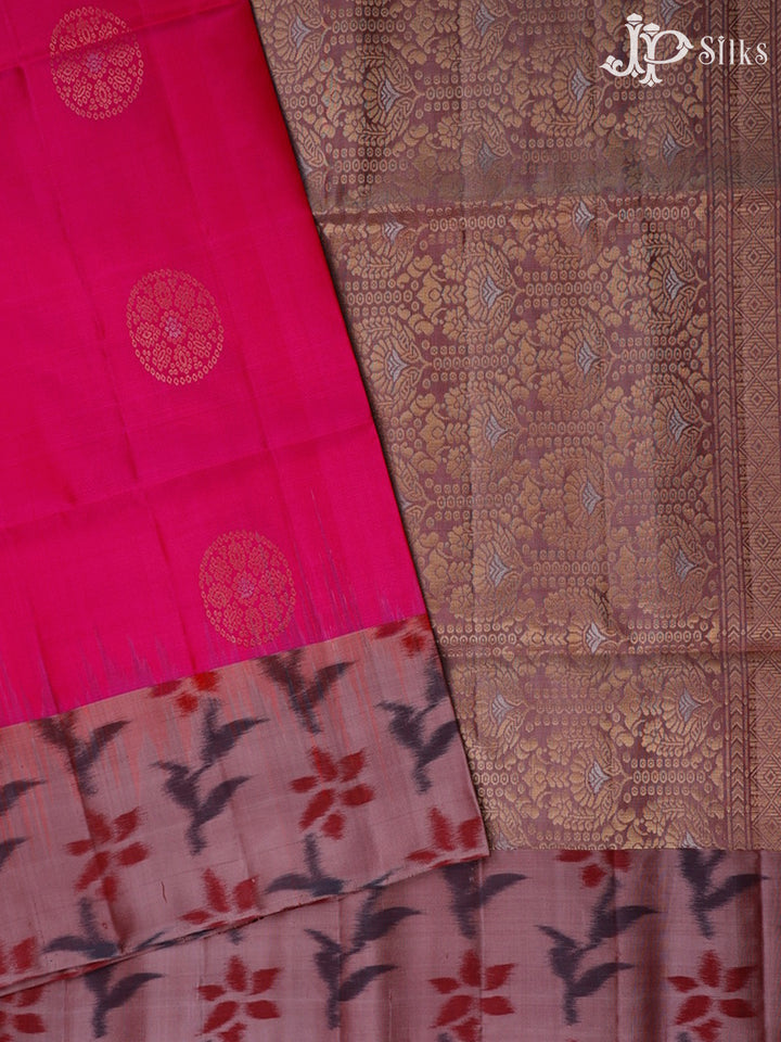 Pink And Mauve Soft Silk Saree - F3522