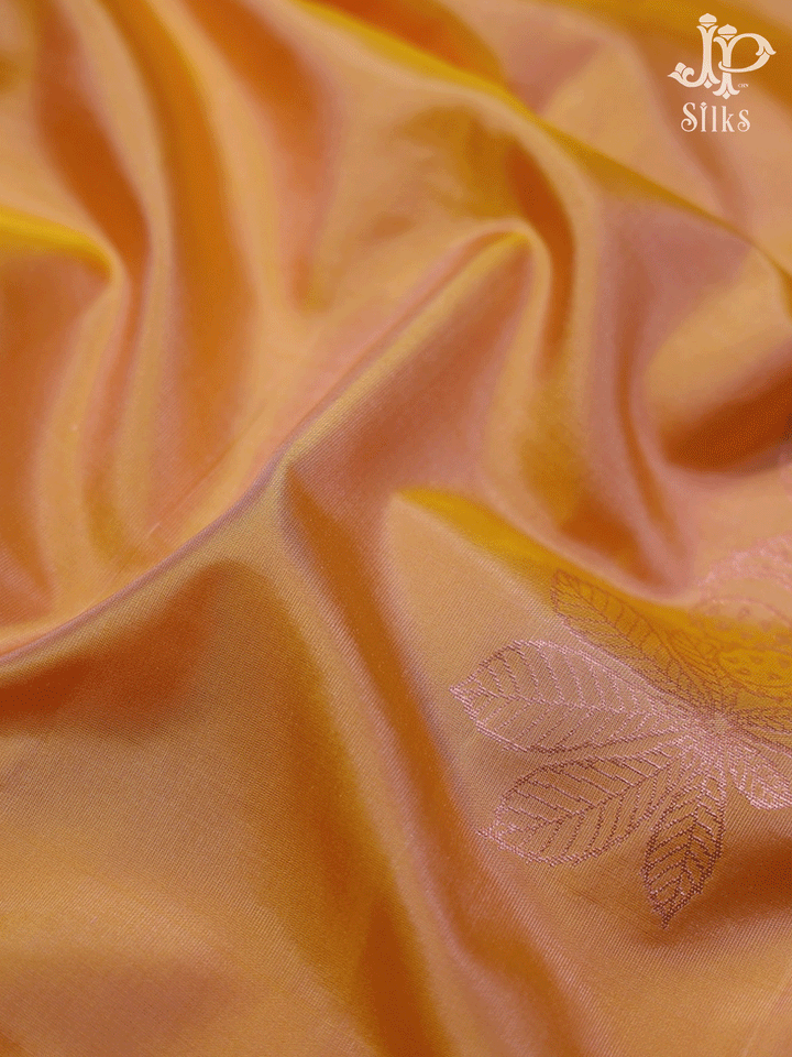 Pink ,Peach and Yellow leaf Motif Soft Silk Saree - E5617 - View 3