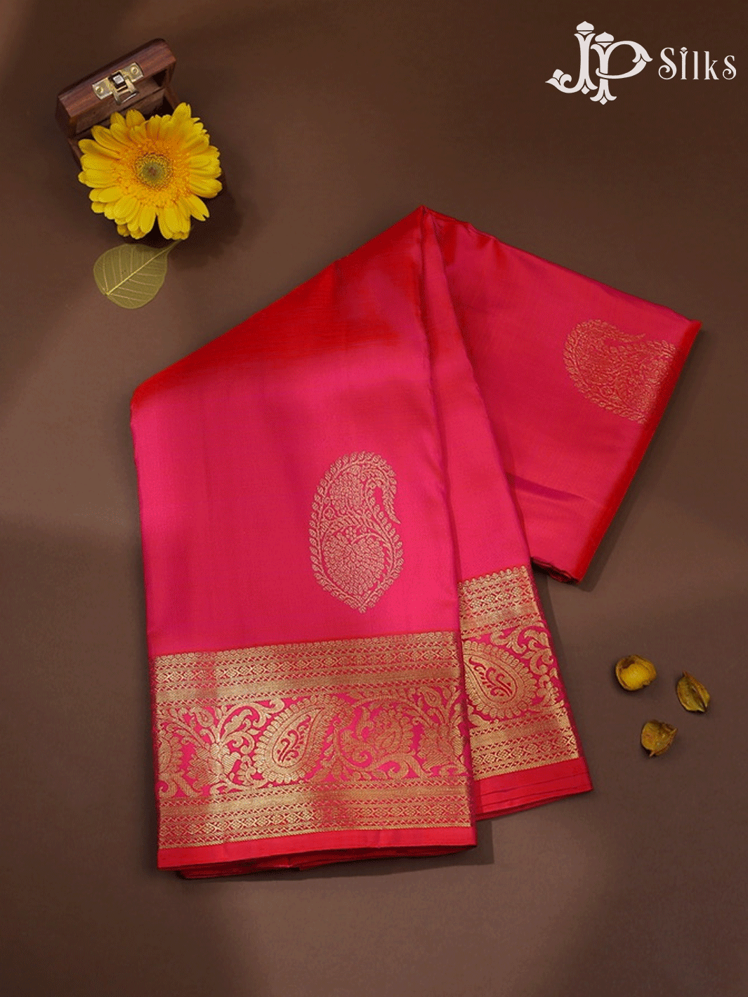Pinkish Red Paisley Motif Kanchipuram Silk Saree - A1328