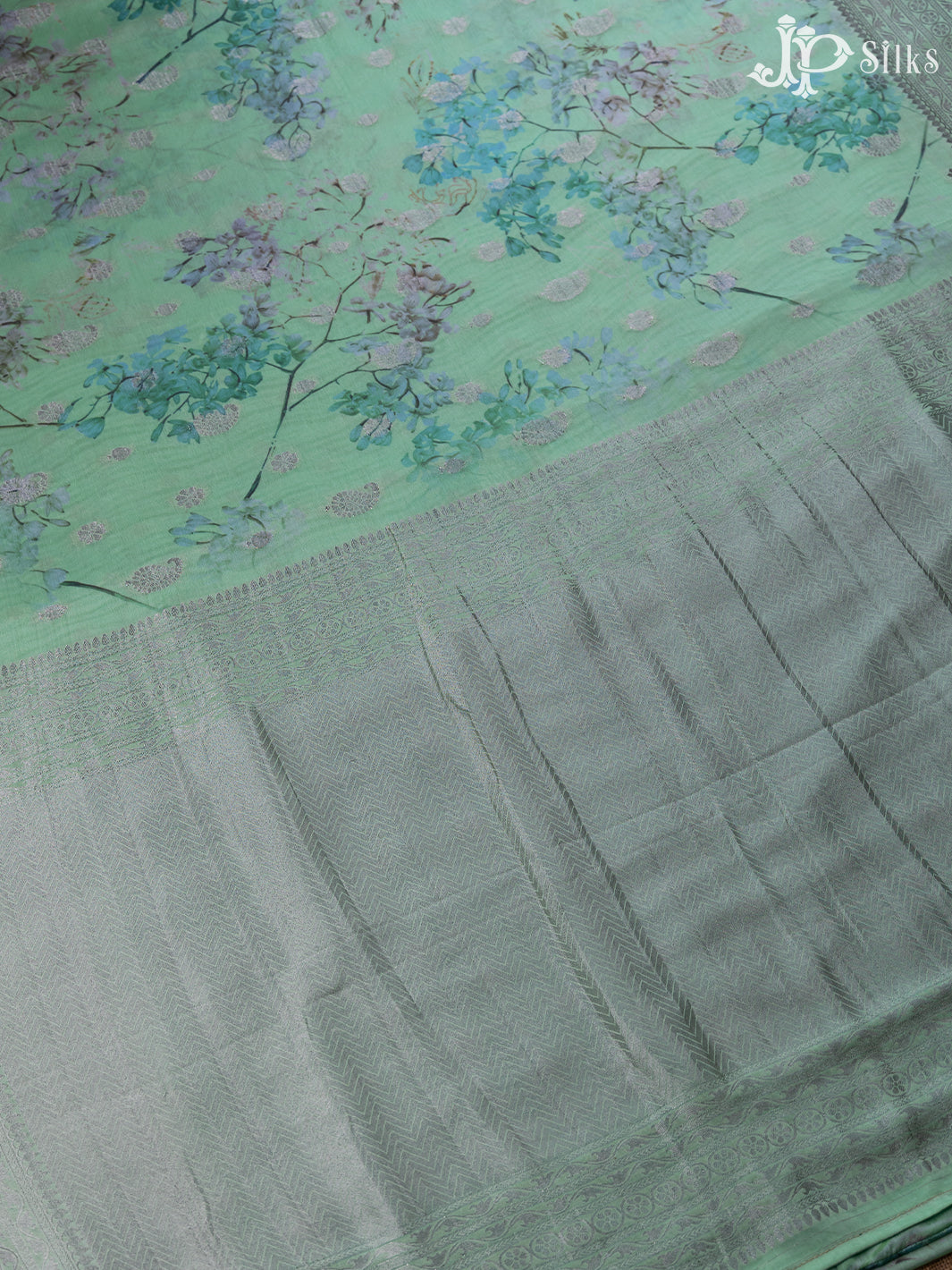 Light Green Chiffon Crush Saree - F2649 - View 3