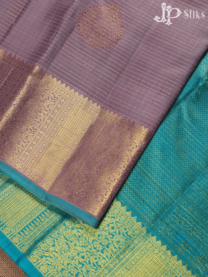 Onion Pink and Teal Green Kanchipuram Silk Saree - F535