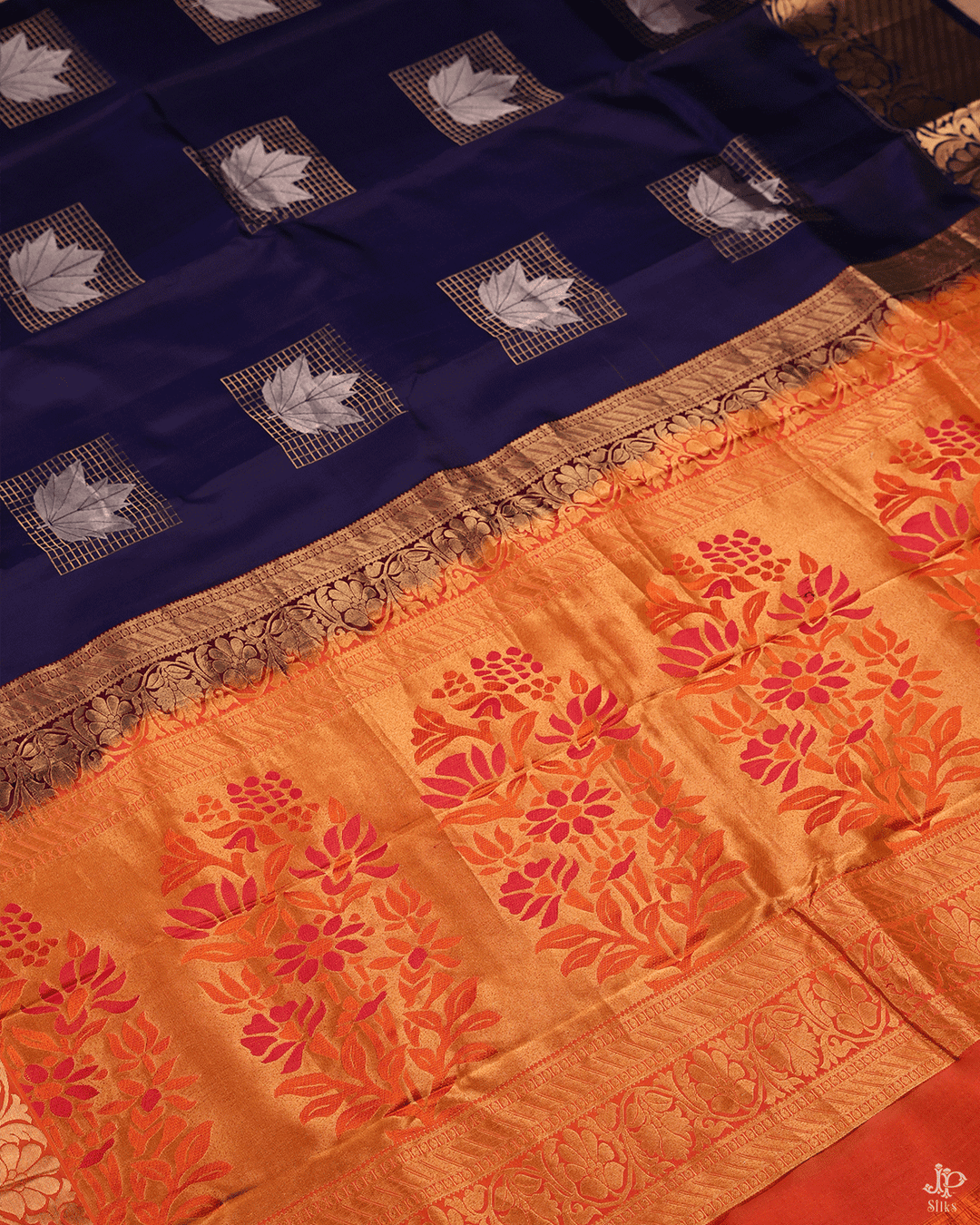 Dark Blue and Orange Kanchipuram Silk Saree - C1190 - View 4