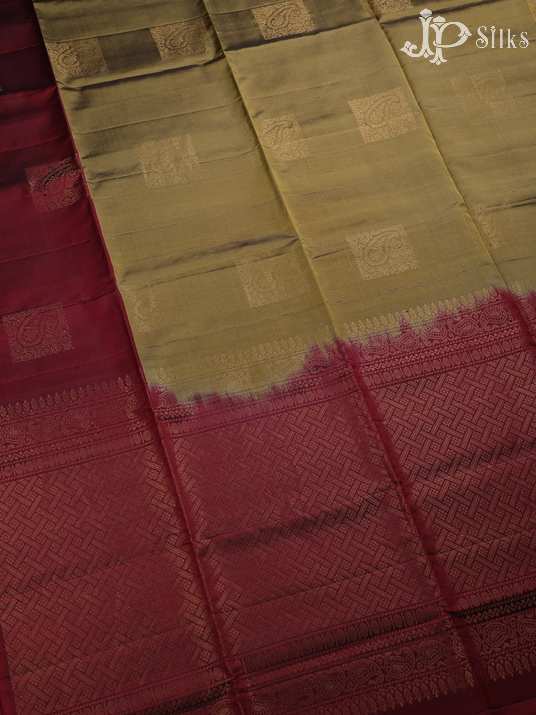 Mehandi Green and Maroon Soft Silk Saree - E5087 - View 4