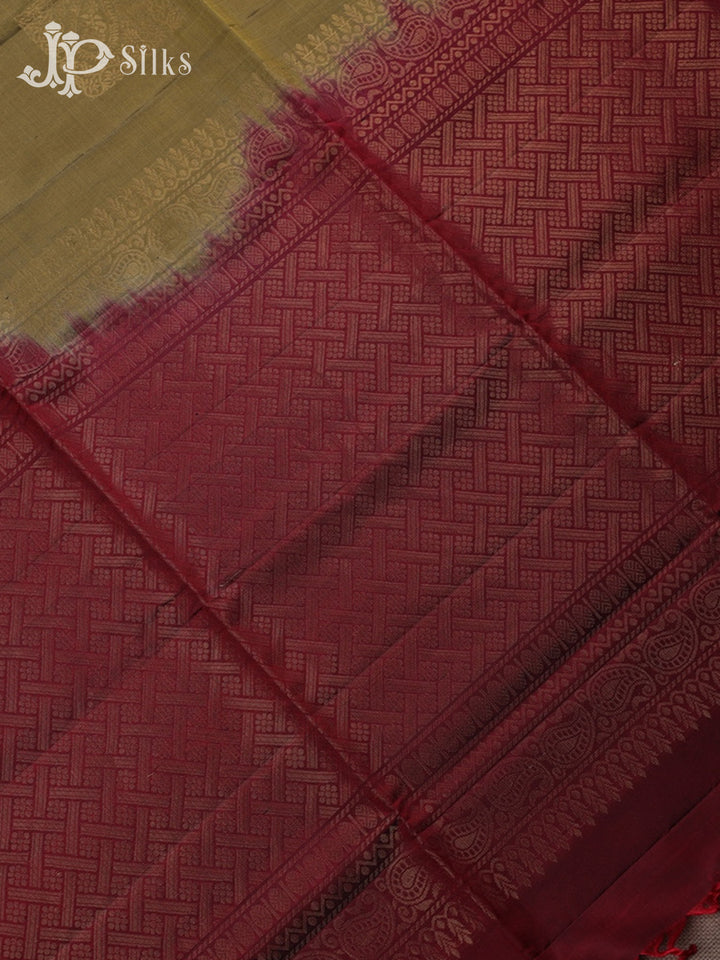 Mehandi Green and Maroon Soft Silk Saree - E5087 - View 3