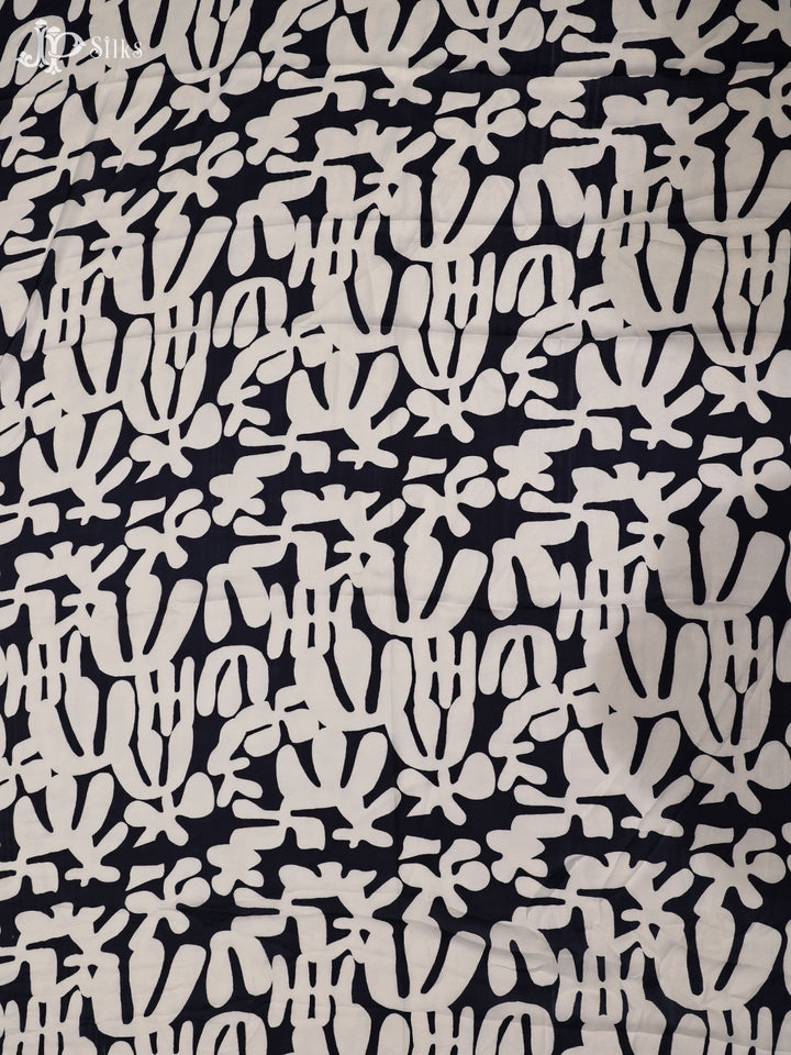 Black and White Digital Printed Crepe Fabric - E3482 - View 2