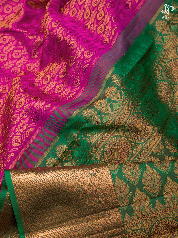 Magenta Pink and Green Kanchipuram Silk Saree - D2807 - View 2