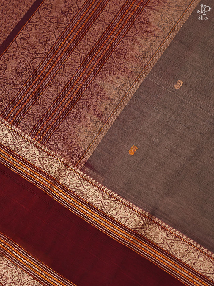 Sandalwood Brown and Maroon Pure Kanchi Cotton Saree - D9716 - View 3