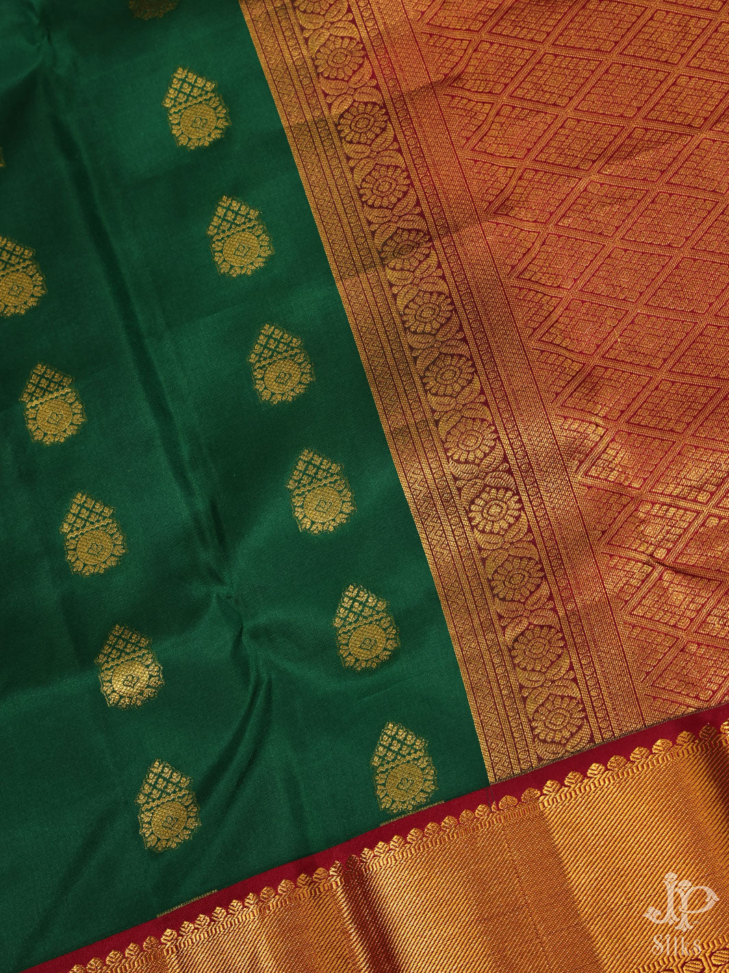 Bottle Green and Maroon Pure Silk Saree - D4758 - View 5