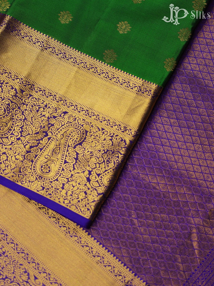 Green and Violet Kanchipuram Silk Saree - D4703