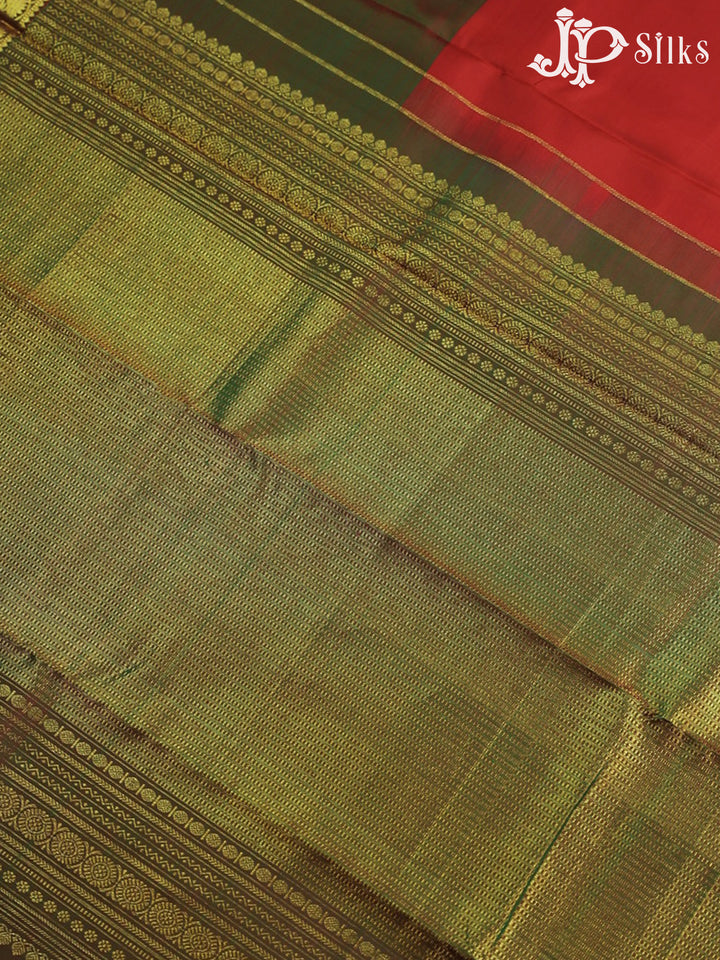 Red with Mehandi Green Silk Saree - A3174 - View 3