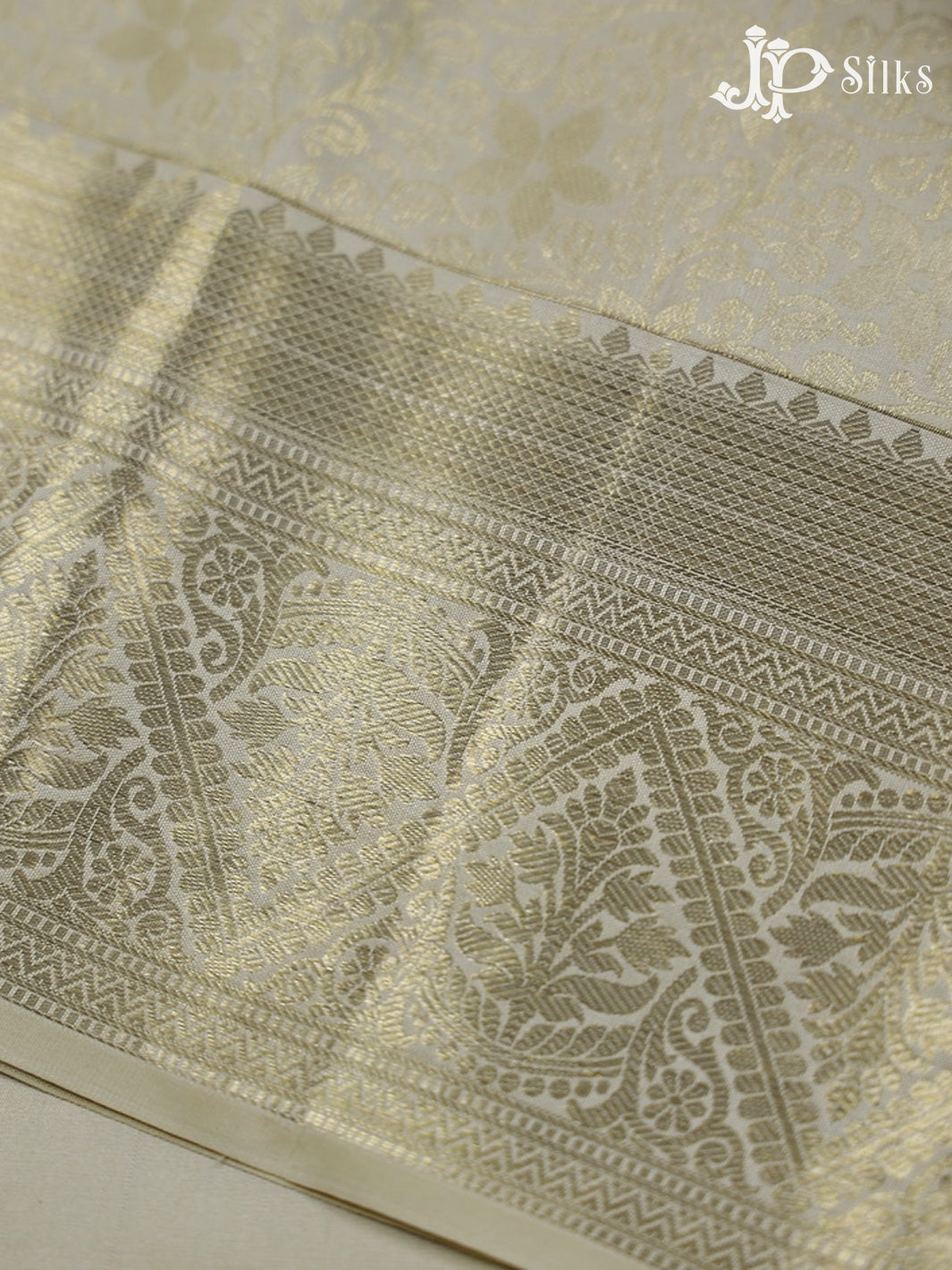 White Kanchipuram Silk Saree - F2340 - View 4