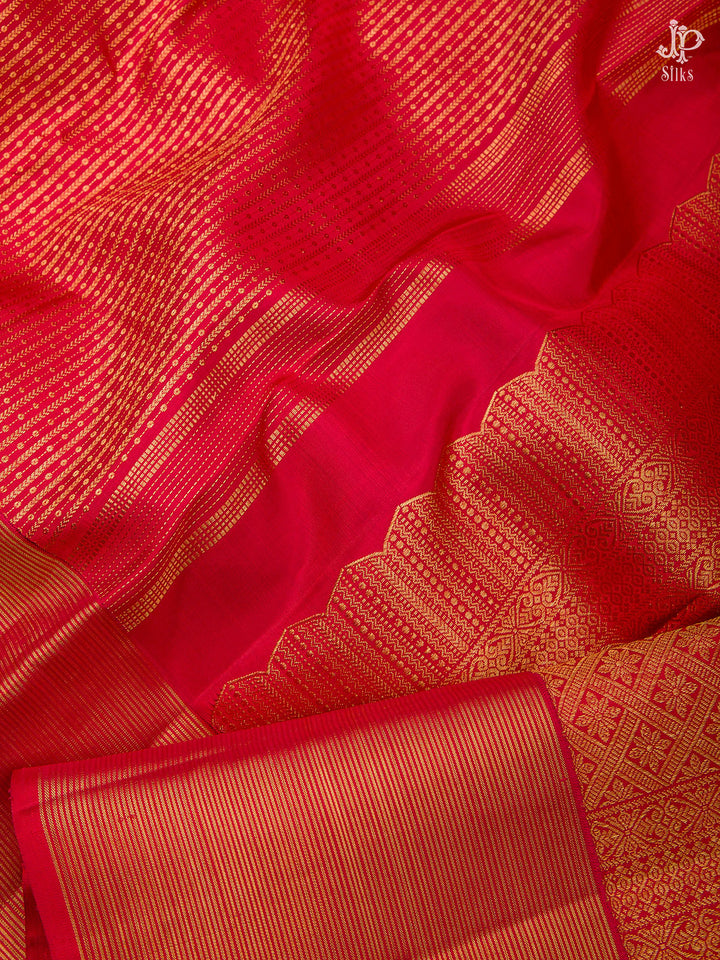 Red Kanchipuram Silk Saree - D8181 - View 2