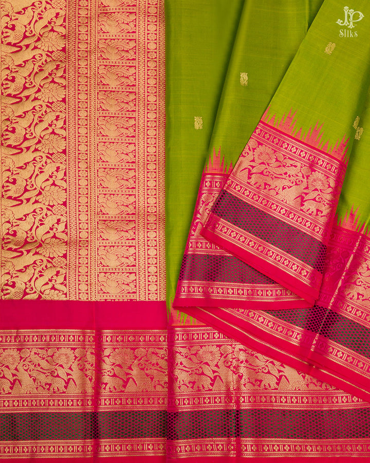 Olive Green and Red Kanchipuram Silk Saree - D9800 - View 5