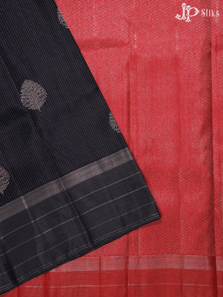 Black Red Leaf Design Kanchipuram Silk Saree - E5219 - View 1