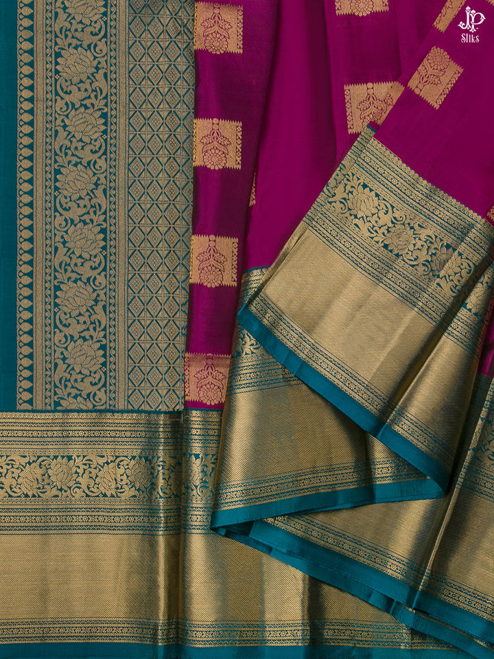 Lilac and Teal Blue Kanchipuram Silk Saree - D4135 -View 5
