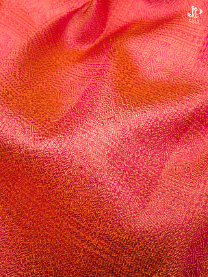 Peach Shot Orange Kanchipuram Silk Saree - D6745 - View 3