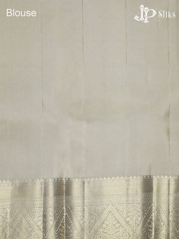 White Kanchipuram Silk Saree - F2340 - view 7