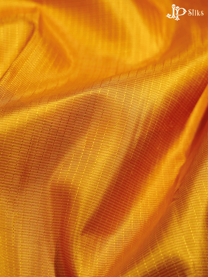 Lemon Yellow and Bottle Green Kanchipuram Silk Saree - E5215 - View 4