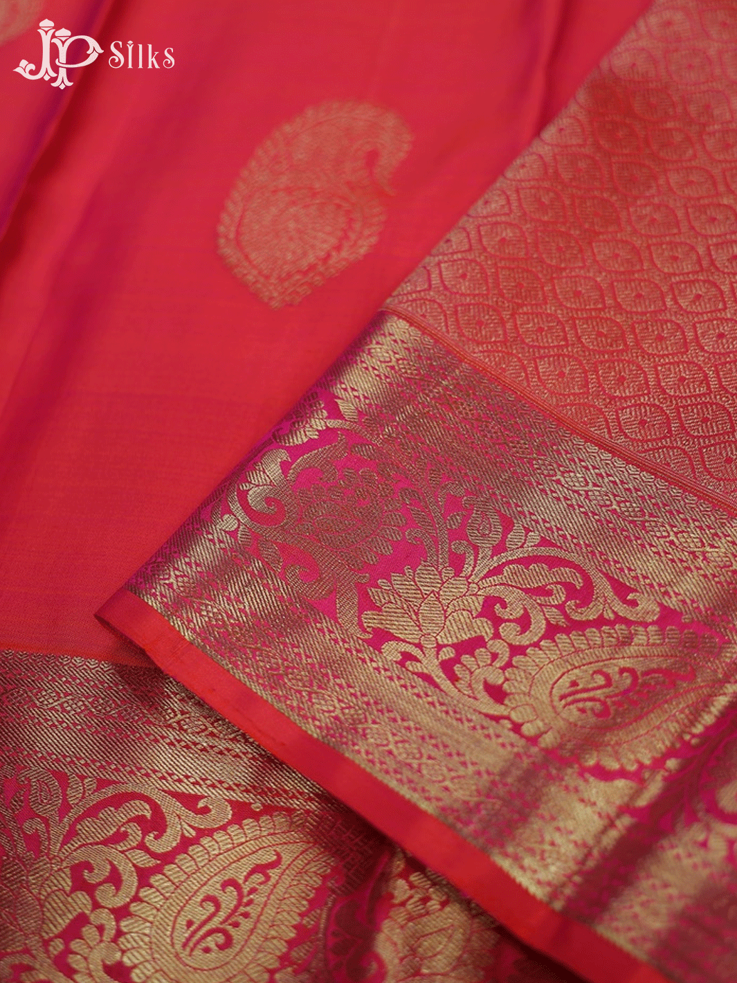 Pinkish Red Paisley Motif Kanchipuram Silk Saree - A1328 - View 3