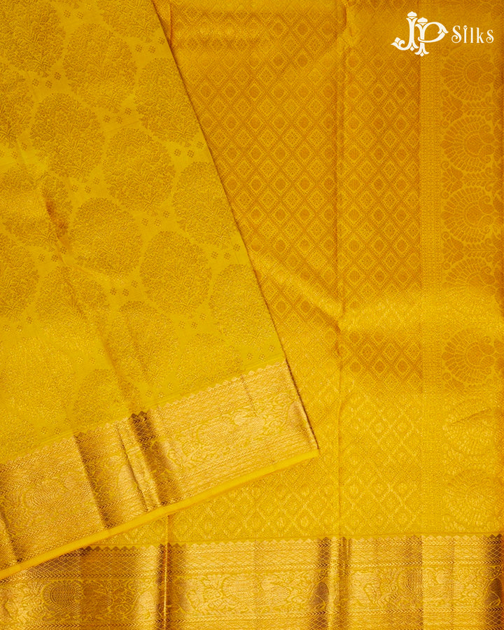 Yellow Kanchipuram Silk Saree - E5000