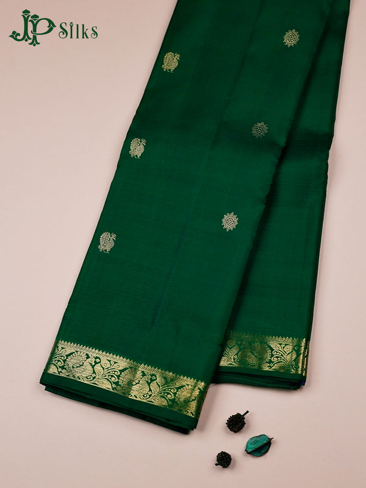 Bottle Green Kanchipuram Silk Saree - F3383