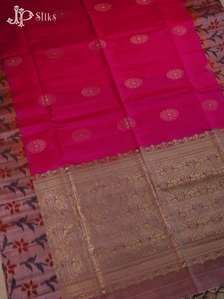 Pink And Mauve Soft Silk Saree - F3522