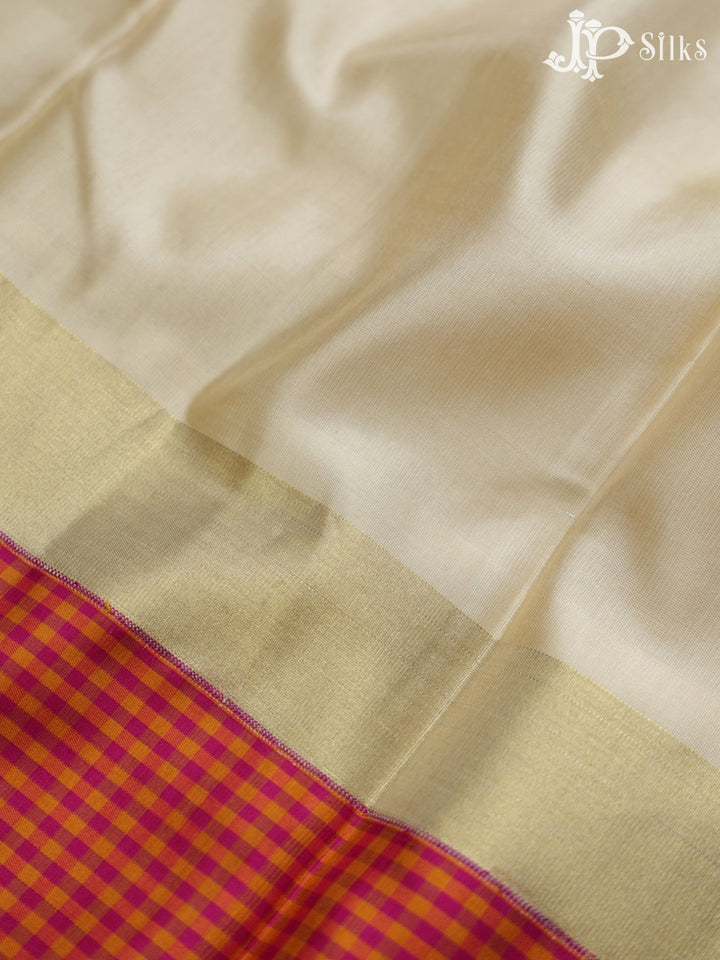 Off White Colour Kanchipuram Silk Saree - A10422 - View 4