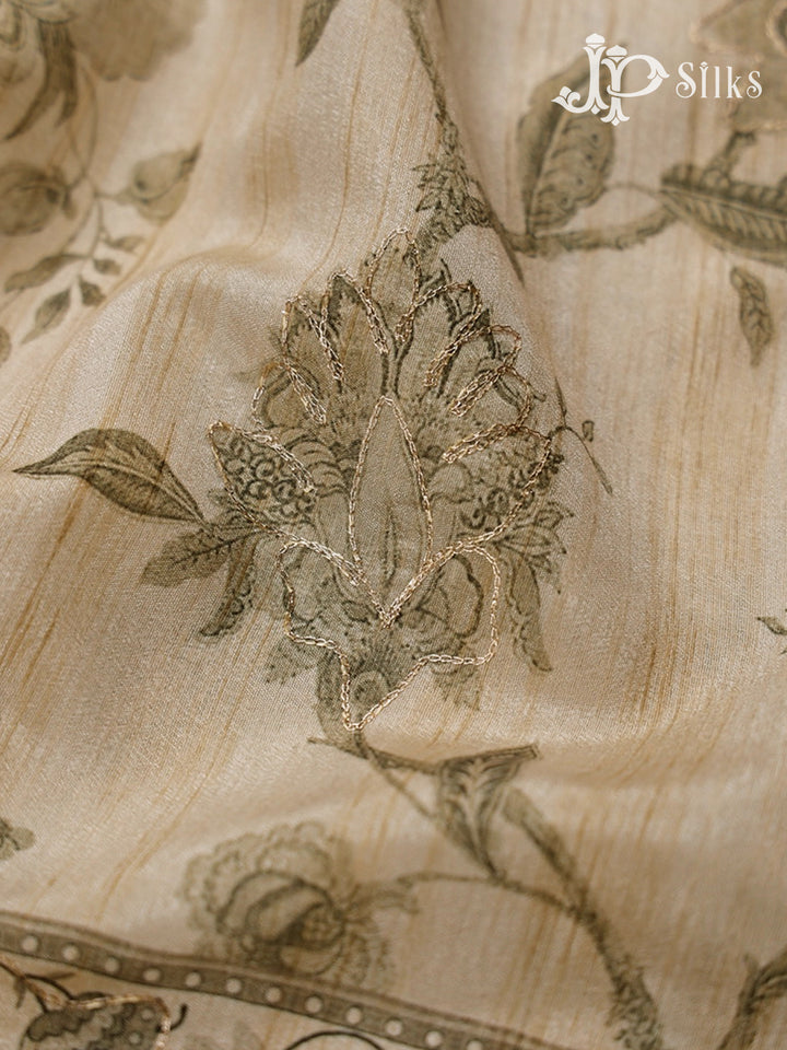 Beige Semi Tussar Saree - E3240