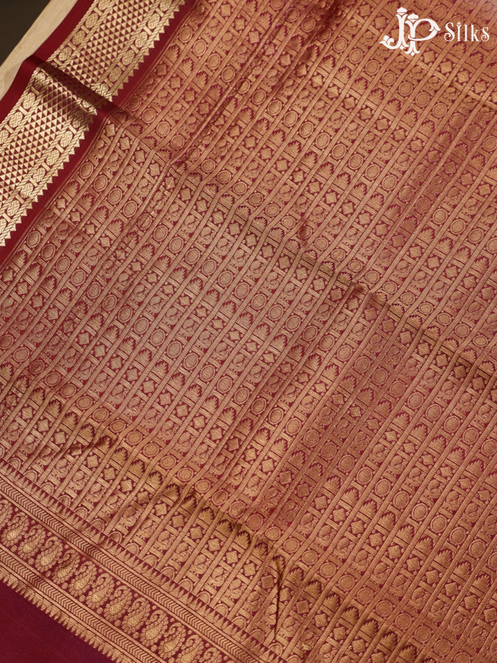 Off White and Maroon Pure Silk Mixed Saree - G371