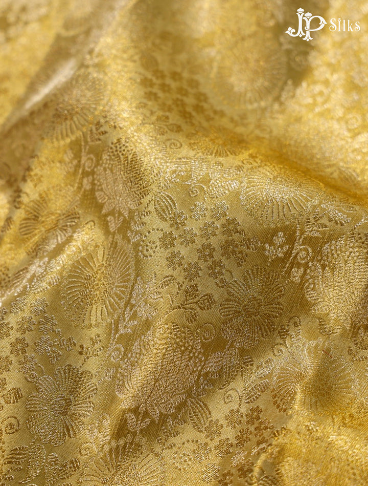 Gold Kanchipuram Silk Saree - G352