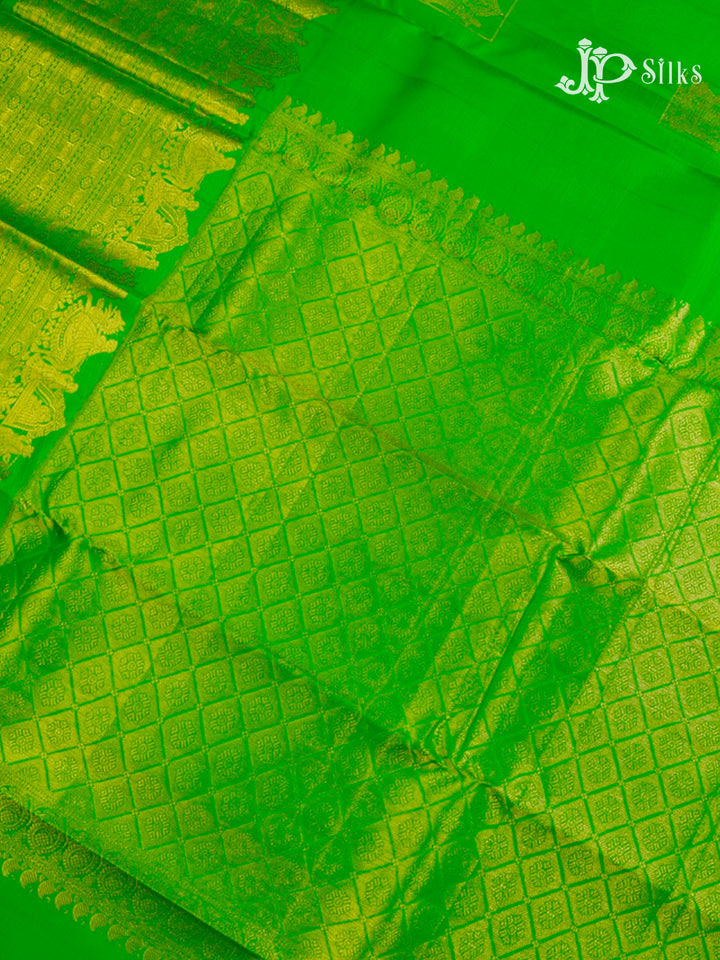 Green Kanchipuram Silk Saree - F2326-view6