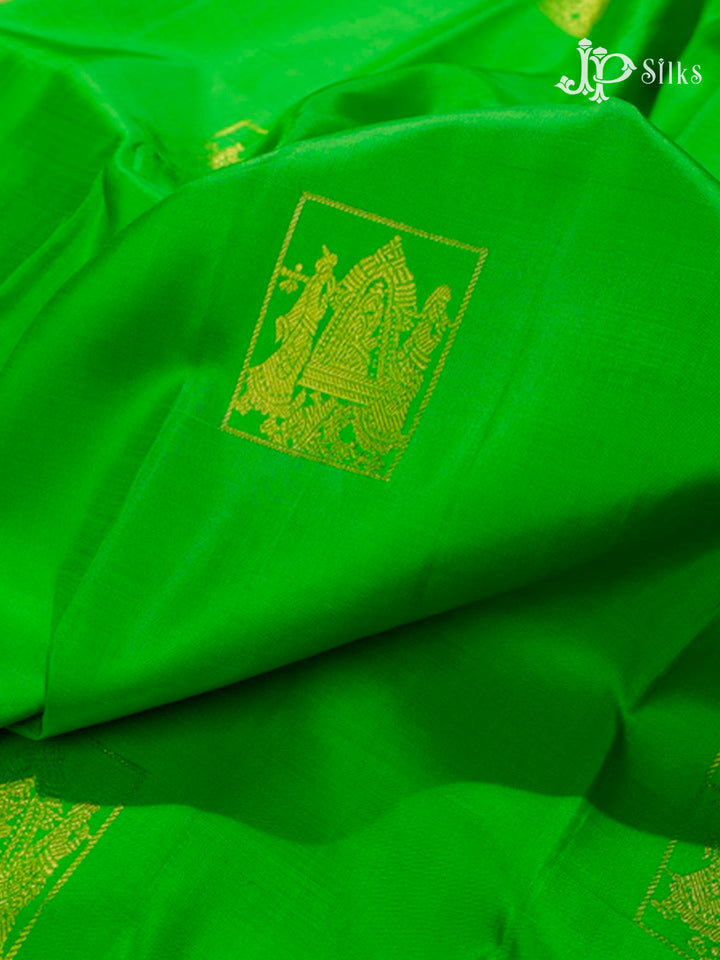 Green Kanchipuram Silk Saree - F2326-view3