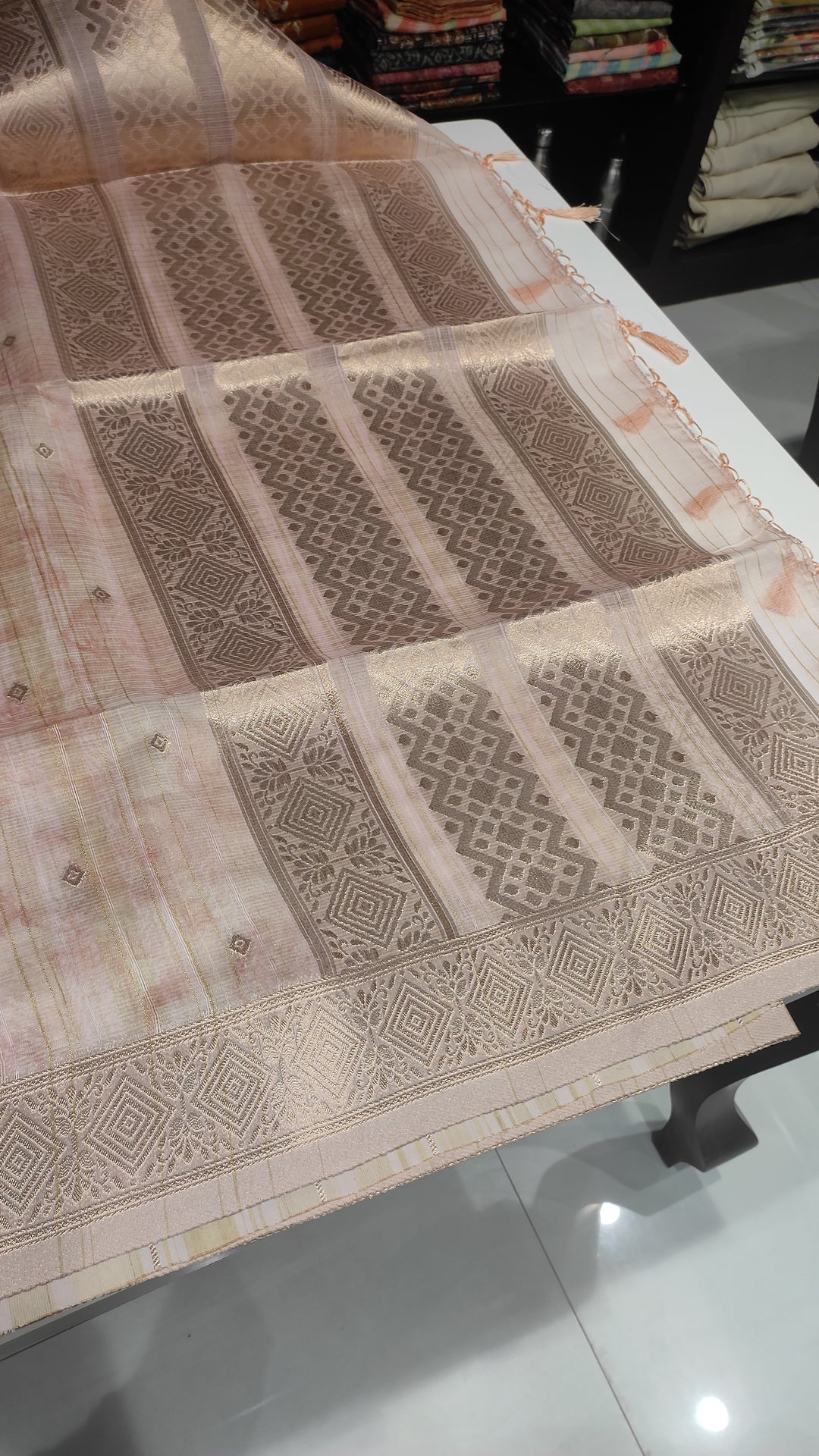 Light Onion Pink Semi Kora Silk Saree - E5892