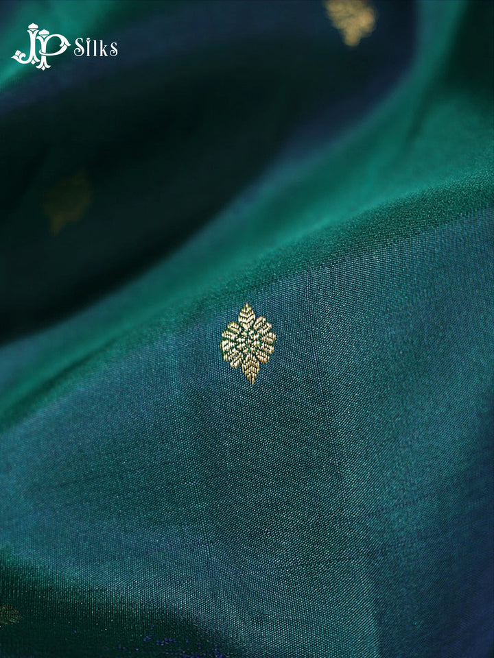 Peacock Green Kanchipuram Silk Saree - G868