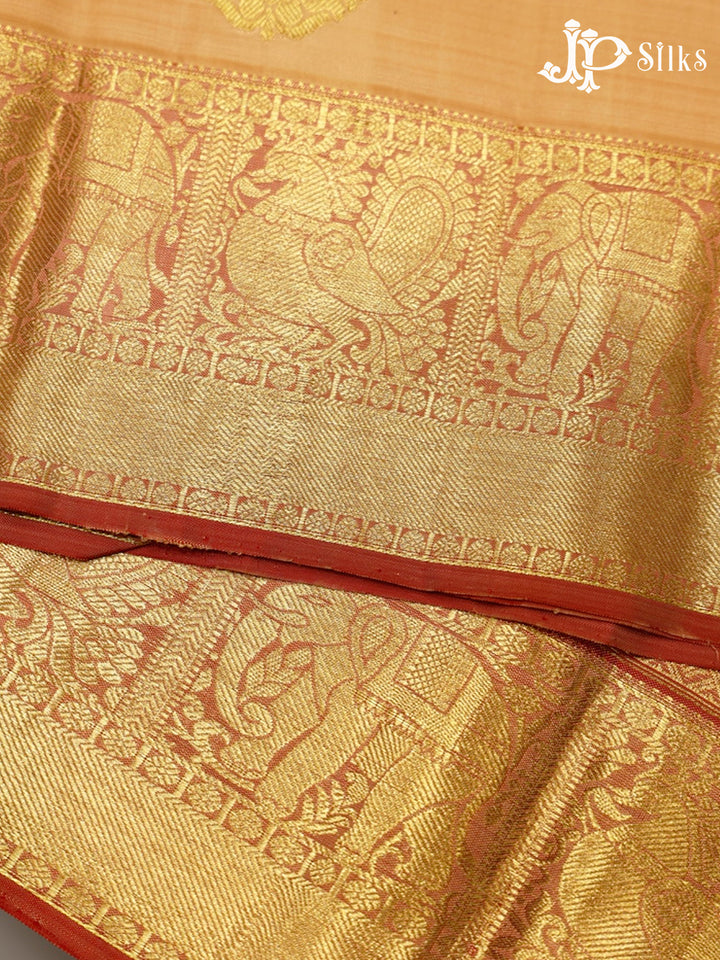 Cream and Onion Pink Kanchipuram Silk Saree - F6