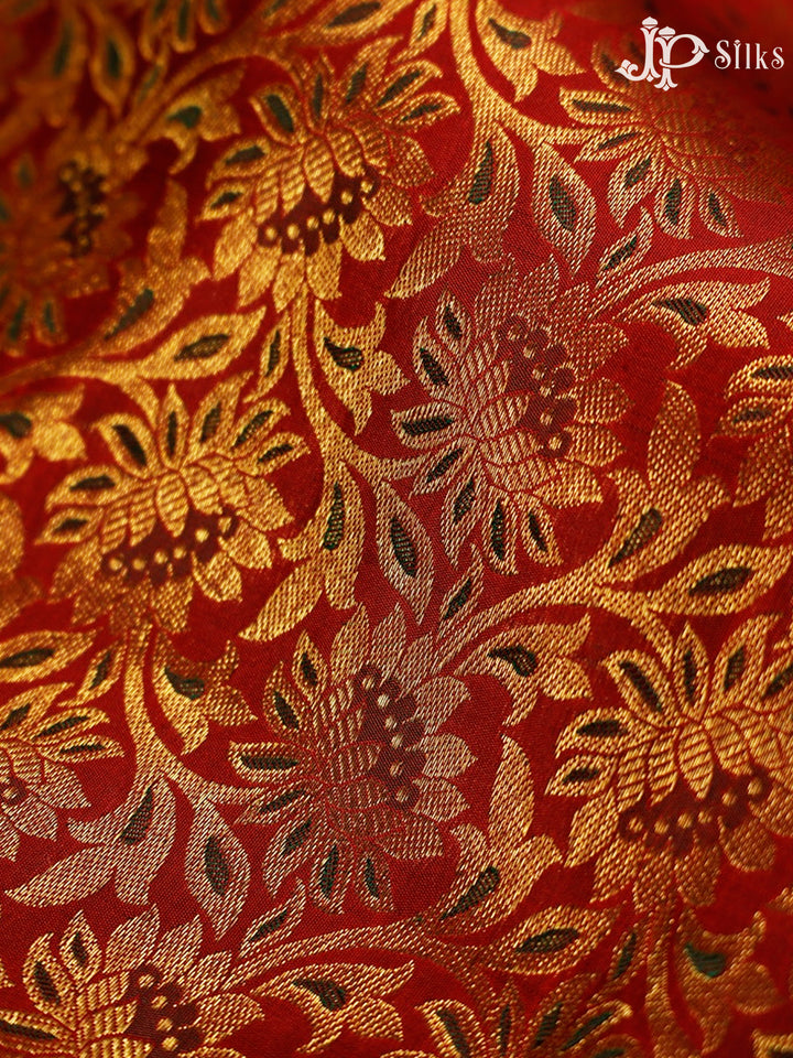 Maroon And Dark Green Kanjivaram Silk Saree - E3612