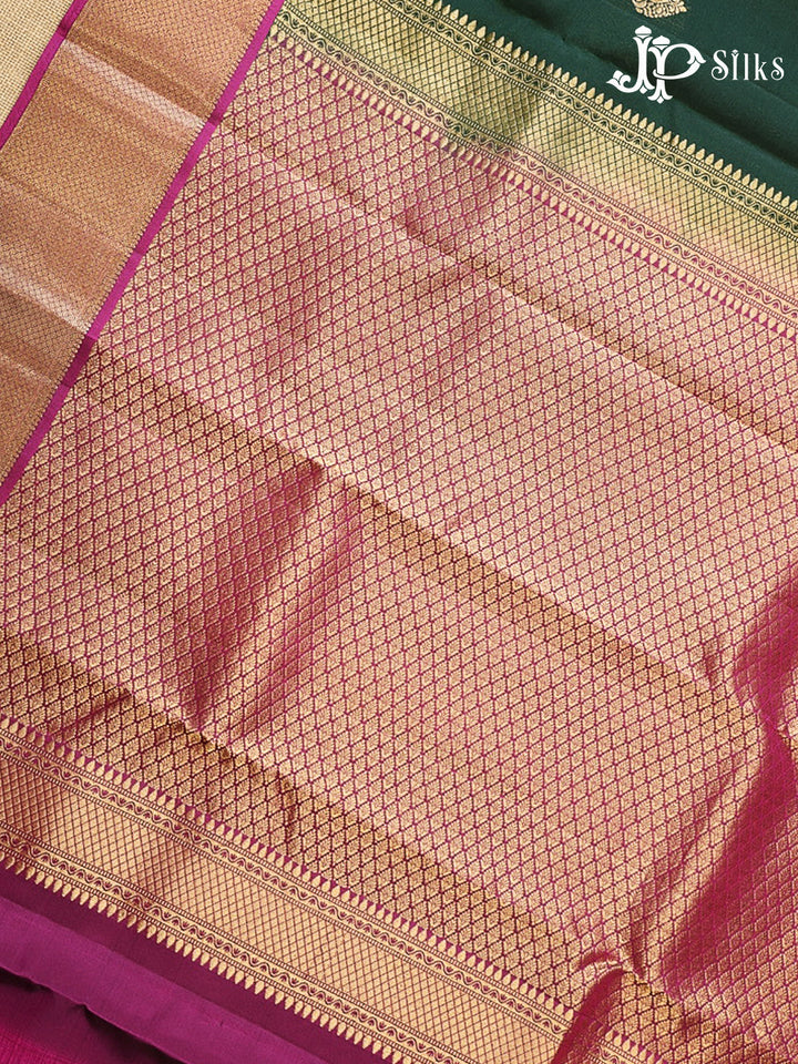 Bottle Green & Dark Magenta Pure Silk Mix Saree - G927