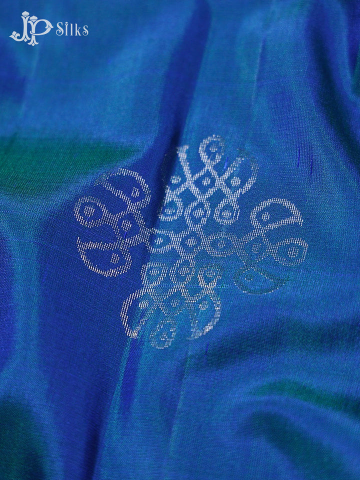 Mayil Kaluthu Blue & Pinkish Orange Soft Silk Saree - E4546-view3