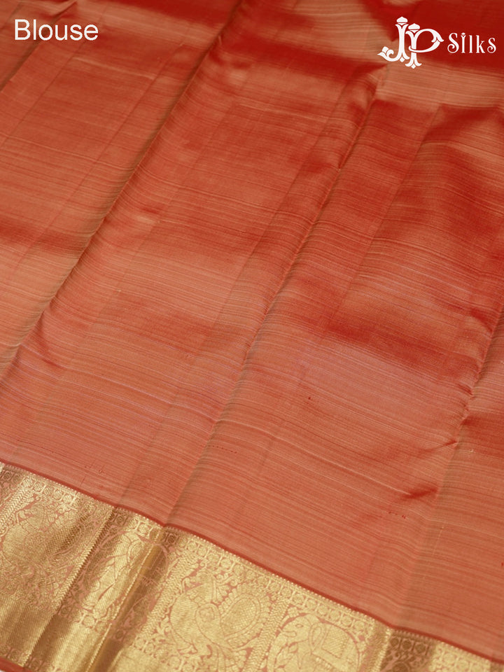 Cream and Onion Pink Kanchipuram Silk Saree - F6
