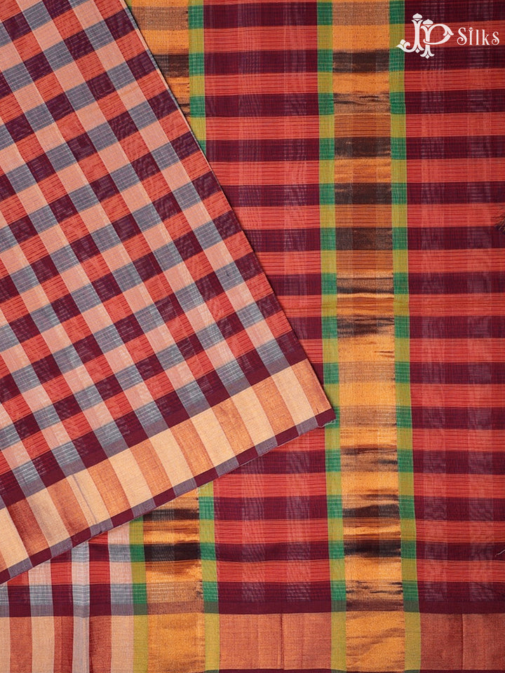 Maroon, White And Light Red Venkatagiri Cotton Saree - D9923
