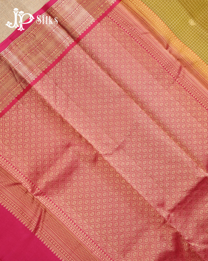 Mehandi Green & Rani Pink Pure Silk Mix Saree - G937