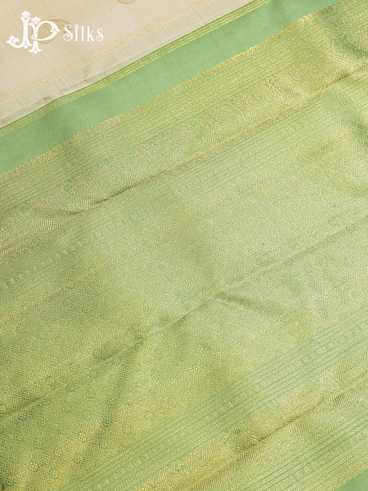 Off White & Pista Green Kanchipuram 2G Zari Silk Saree - H10