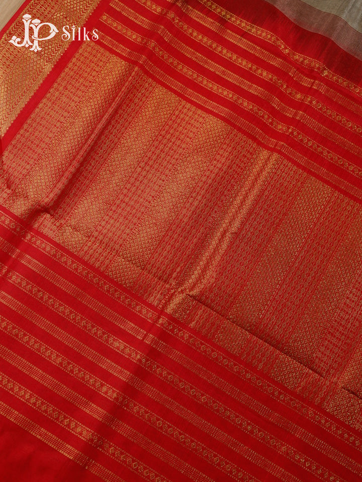 Grey and Red Silk Cotton Saree - F3423